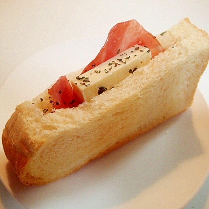 ダブルソフトで ベーコンとチーズのポケットサンド